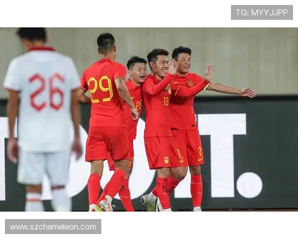 马德兴:U18国青队尚在考察选拔阶段 队伍尚未完全成型 马德兴:U18国青队尚在考察选拔阶段 队伍尚未完全成型