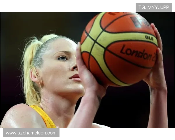 英格兰世界杯冠军老将患病后以绘画重拾人生希望作品义卖传递温情 英格兰世界杯冠军老将患病后以绘画重拾人生希望作品义卖传递温情