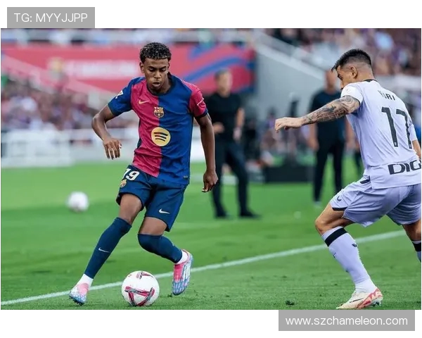 赫罗纳选择静默抗议海外赛 巴萨无奈陪伴成为焦点