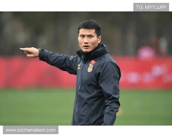 官宣!中超首位新帅上任,40岁前国足天才,4轮抢7分助深圳保级